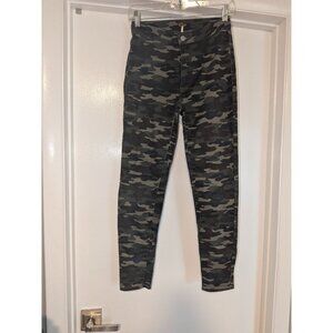 Free People Camo Jeans High Rise skinny sz 24